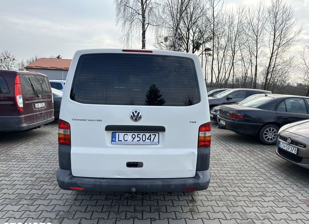 Volkswagen Transporter cena 18500 przebieg: 270000, rok produkcji 2005 z Chełm małe 232